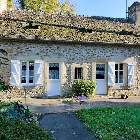 "Reves De Gamins", Gite De Campagne "La Camusiere" Proche Du Pole Europeen Et 24H Champagné Zewnętrze zdjęcie